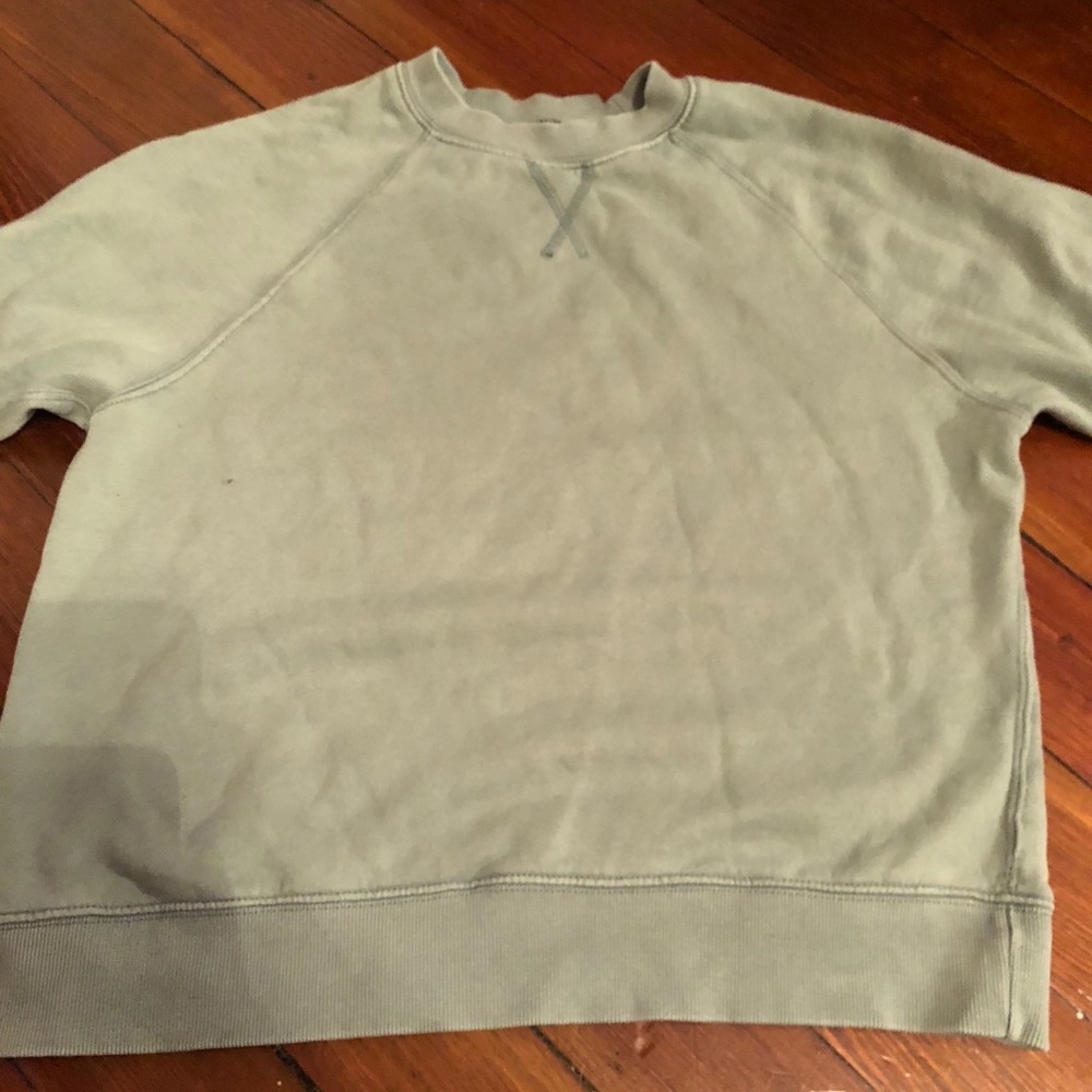 La hearts crew neck